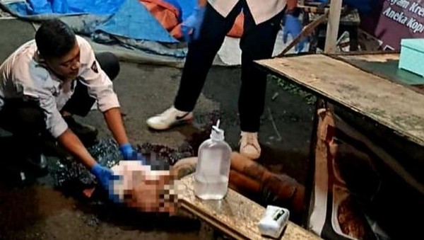 Brutal! Pria Diringkus Polisi Kota Batu Habis Pukuli Orang Pakai Palu