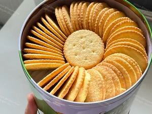 Anti Zonk! 5 Kue Kaleng Ini Isinya Padat dan Cocok untuk Suguhan Lebaran