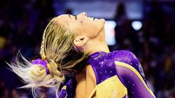 Kenalin Nih Penjaga Pantai Penerus Pamela Anderson!