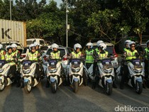 Motor Senyum TNI-Polri Siap Layani Pemudik di Tol dan Rest Area Km 57