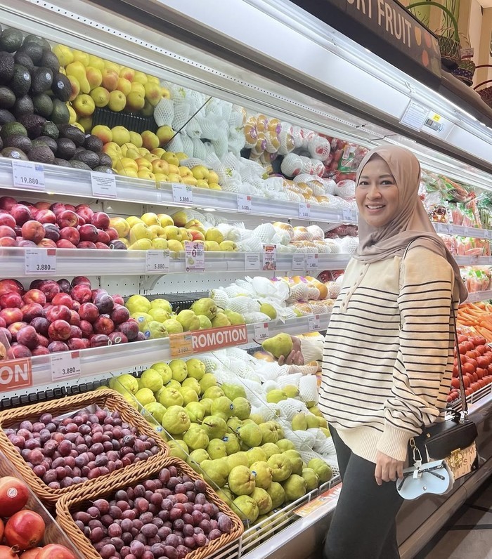 Okie Agustina momen makan