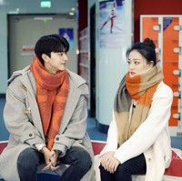 Perpaduan tema game dan musik, drama ini menciptakan suasana muda yang sangat disukai oleh penonton muda. Drama ini juga membantu memperkuat citra Lin Yi sebagai idola drama romantis modern baru. Foto: Weibo