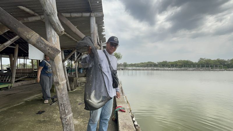 Pemancingan Gemilang Pak Win Sidoarjo