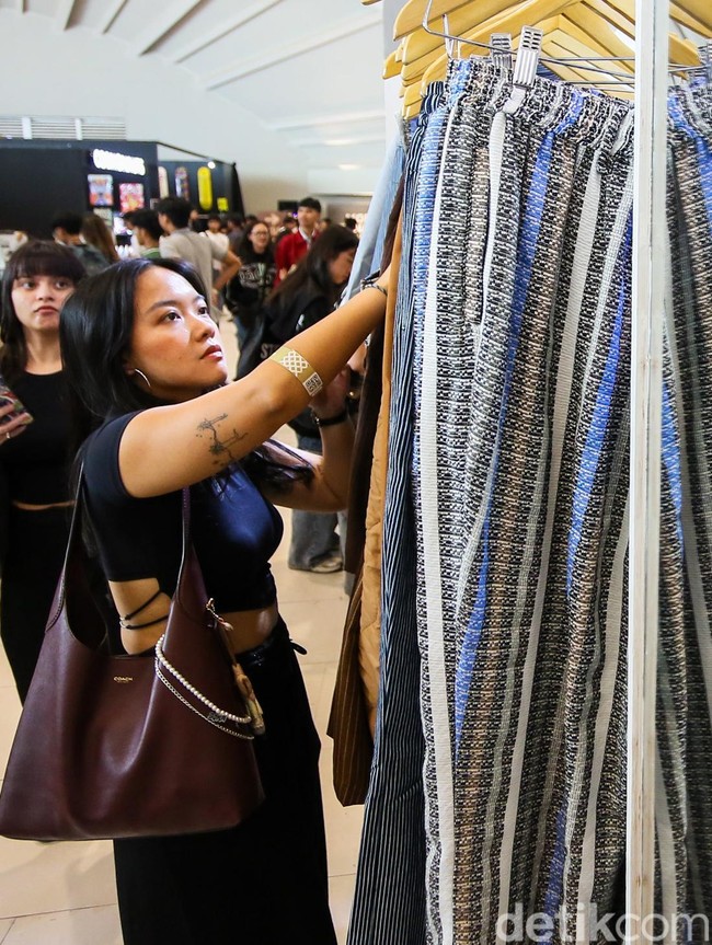 Pengunjung Padati USS Yard Sale 2026 di Jakarta