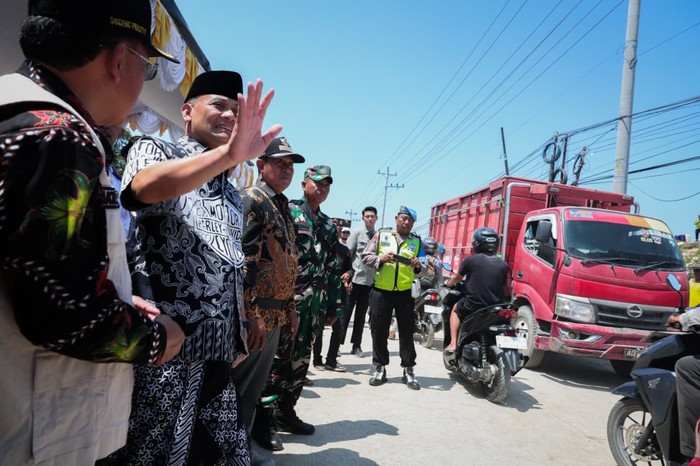 **Jalan Semarang-Godong Kembali Normal Setelah Perbaikan Pascabanjir Selesai**
