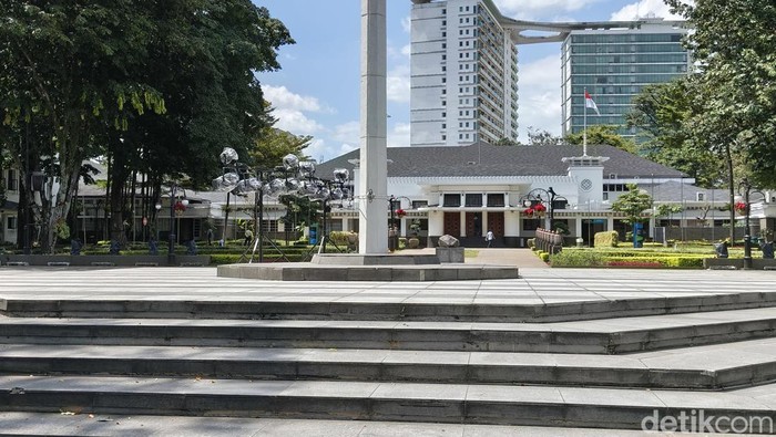 Plaza Balai Kota Bandung