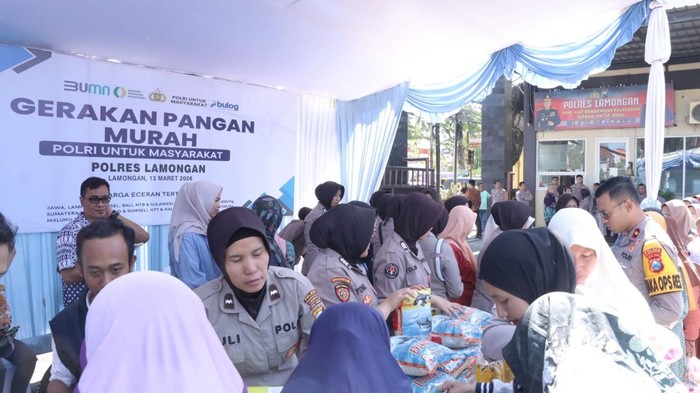 Polres Lamongan gelar Gerakan Pangan Murah