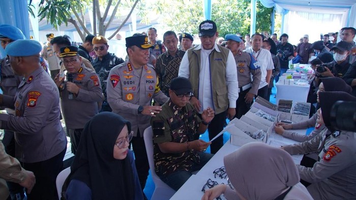 Polri Selamatkan 3.000 Ojol dan Buruh dengan Bakti Kesehatan di Jakarta!