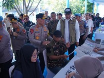 Polri Gelar Bakti Kesehatan untuk 3.000 Ojol hingga Buruh di Jakarta