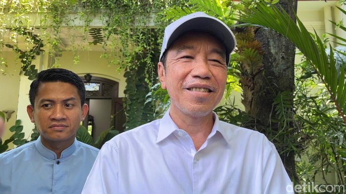 **Menteri-Ketum Parpol Mampir ke Rumah Jokowi, Apa yang Dibicarakan?**