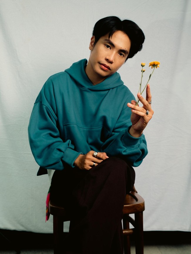 Sosok Rakhano yang Rilis Ulang Lagu Letto