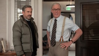 Rooster Episode 1: Steve Carell si Serba Salah