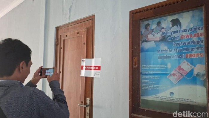 Ruangan Sekda Cilacap yang disegel dalam OTT KPK pada Jumat (13/3/2026).