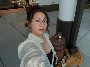 Gaya Effortless Sherina Munaf di Acara One Piece Live Action, Banjir Pujian