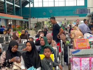 Sepekan Jelang Lebaran, Stasiun Kertapati Palembang Sudah Dipadati Pemudik