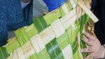 Gokil! Tasyi Athasyia Bikin Ketupat Megalodon Pakai Lauk Semur