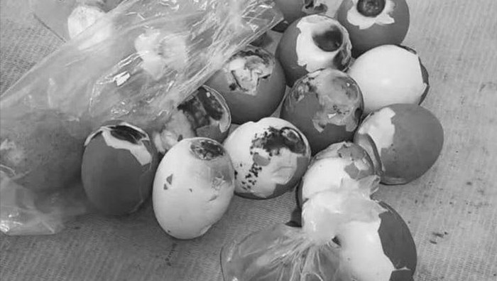 Temuan telur busuk dalam menu MBG di Sanggau, Kalimantan Barat.