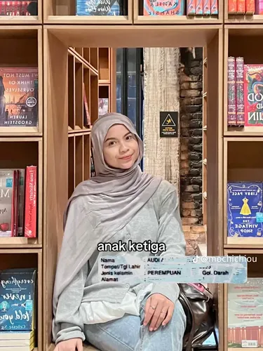Viral di TikTok, seorang wanita ungkap nama unik empat saudara yang diambil dari merek mobil: Volvo, Nissan, Audi, dan Mercedes. Nama ini langsung jadi sorotan.