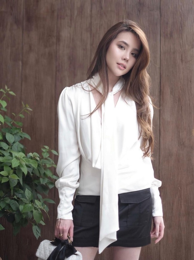 Mantul! Agatha Chelsea Diterima Masuk S2 di 4 Universitas Terkenal Dunia