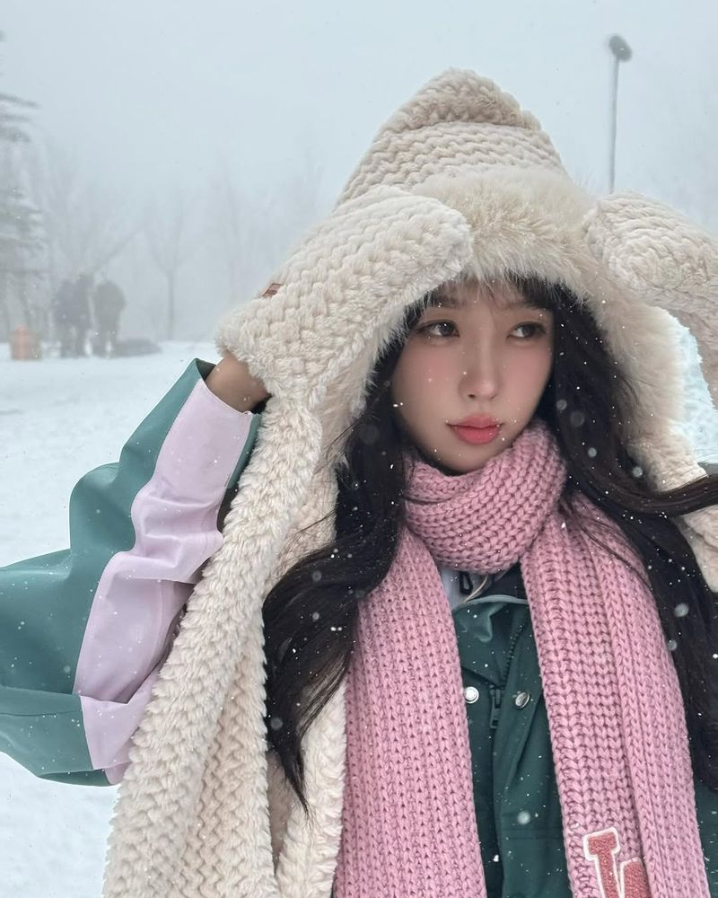 Esther Yu.