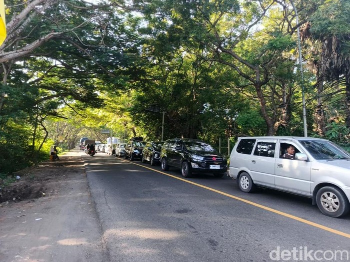Arus lalu lintas menuju Pelabuhan Gilimanuk, Kabupaten Jembrana, Bali, pada momen mudik Lebaran 2026, Sabtu (14/3/2026). (I Putu Adi Budiastrawa)