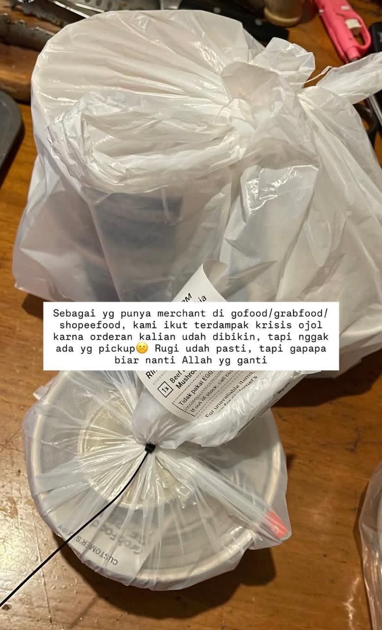 Fenomena Krisis Ojol! Pesan Makanan Online Bisa Nunggu Berjam-jam