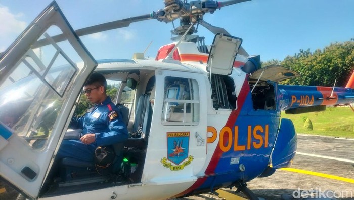 Helikopter ambulans udara yang bersiaga di helipad Kalikangkung, Kota Semarang.