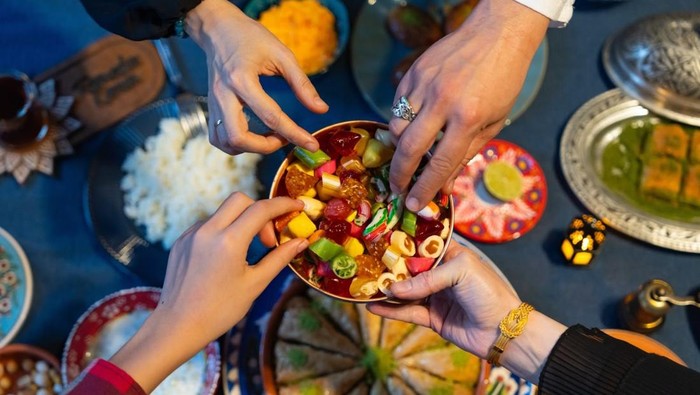 Ilustrasi buka bersama