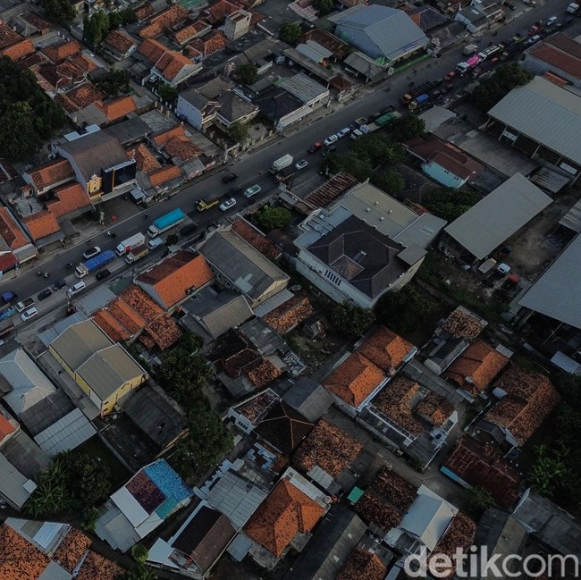Potret Kondisi Simpang Jomin, Ramai Lancar