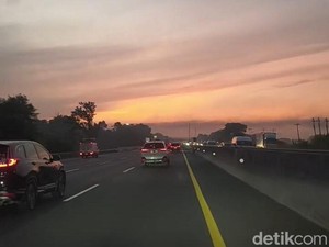Pemudik Mulai Tinggalkan Jakarta, Tol Japek-Trans Jawa Ramai Lancar