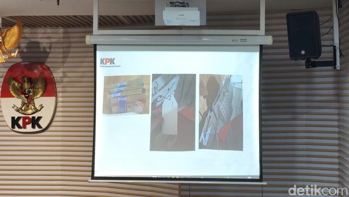 KPK konferensi pers OTT Bupati Cilacap. (Kurniawan Fadilah/detikcom)