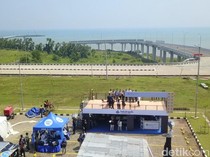 Melihat Rest Area Pemudik di Industropolis Batang, View Lautnya Cakep!