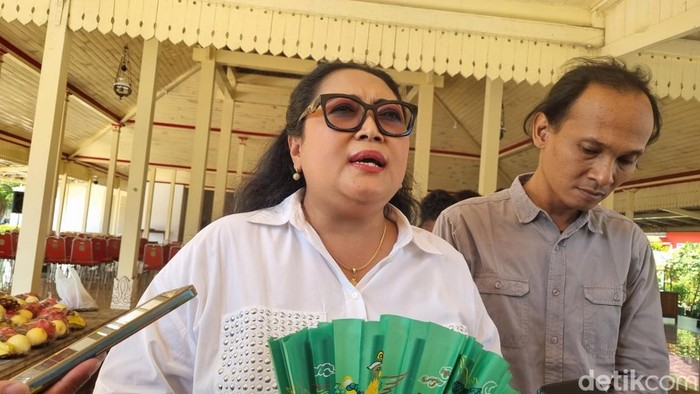 Bupati Gunungkidul Endah Subekti Kuntariningsih saat ditemui wartawan di Wonosari, Sabtu (14/3/2026).
