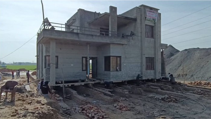 Rumah Sukhpreet Singh yang dipindahkan