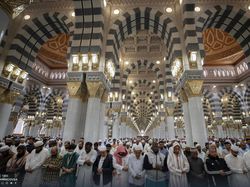 Video Fasilitas Nabawi: Ribuan Mushaf Indah di Setiap Sudut Masjid