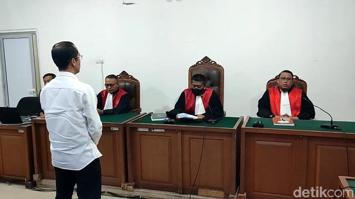 Terdakwa Raimar jalani sidang vonis di Pengadilan Tipikor PN Palembang