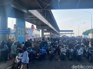 Video: Pelabuhan Padangbai Mulai Dipadati Pemudik Tujuan Lombok