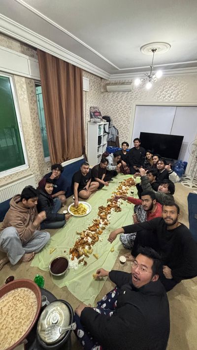 Ari mengungkapkan makanan khas tetap hadir selama Ramadan di Yordania. Ari mengungkapkan makanan khas tetap hadir selama Ramadan di Yordania.