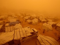 Badai Pasir Terjang Kamp Pengungsi di Gaza
