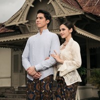 Potret Prewedding El Rumi & Syifa Hadju, Memukau Dengan Gaya Tradisional