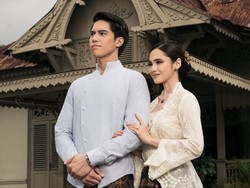 Potret Prewedding El Rumi & Syifa Hadju, Memukau Dengan Gaya Tradisional