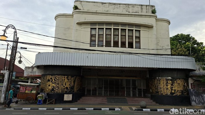 Gedung eks Bioskop Dian di Bandung.