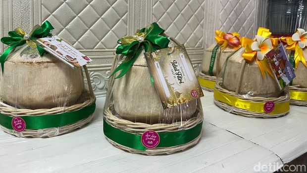 Hampers Degan Jelly milik Afila, warga Mataram yang tengah jadi favorit, Minggu (15/3/2026). Nathea Citra/detikBali Hampers Degan Jelly milik Afila, warga Mataram yang tengah jadi favorit, Minggu (15/3/2026). Nathea Citra/detikBali