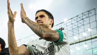 Moenchengladbach Menang, Kevin Diks Bikin Sejarah di Bundesliga!