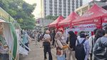 War Takjil Bareng Mahasiswa-Mahasiswi di Patra Kukusan Depok