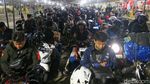 Pemudik Motor Padati Pelabuhan Ciwandan Saat Dini Hari