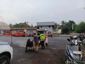 Macet Terparah Bikin Pemudik Bertumbangan di Gilimanuk