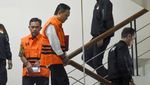 Potret Bupati dan Sekda Cilacap Berompi Oranye Usai OTT KPK