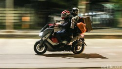 Potret Pemudik Malam Mulai Lintasi Pantura