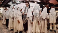 Selain kegiatan tersebut, LMI juga menghadirkan Gerai Zakat di 22 pusat perbelanjaan untuk memudahkan masyarakat menunaikan zakat, infak, dan sedekah.
